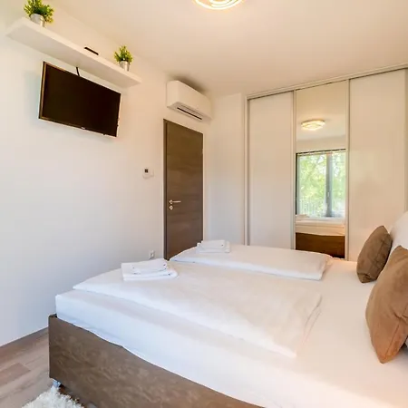 Apartment Mf Silverbeach Siofok